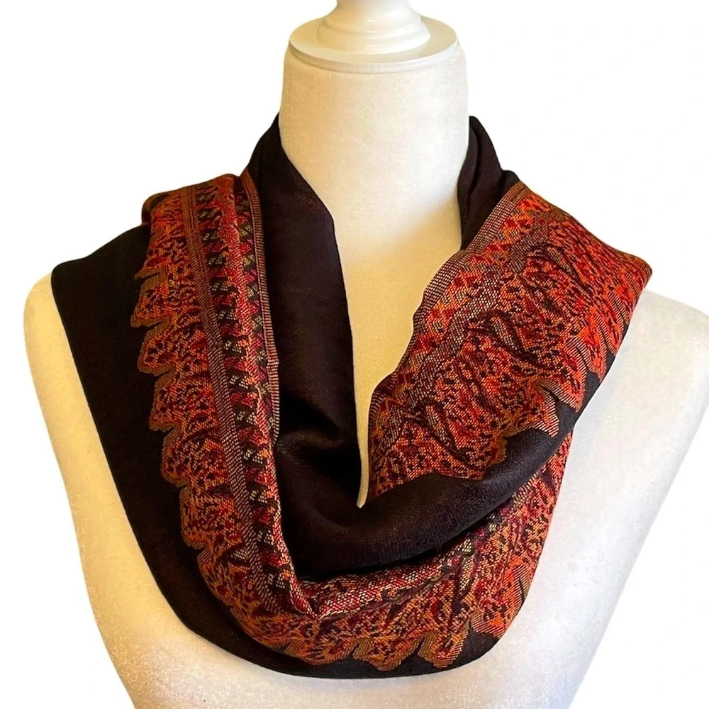 Beautiful Pashmina Style Border Pattern Scarf/ Shawl NEW